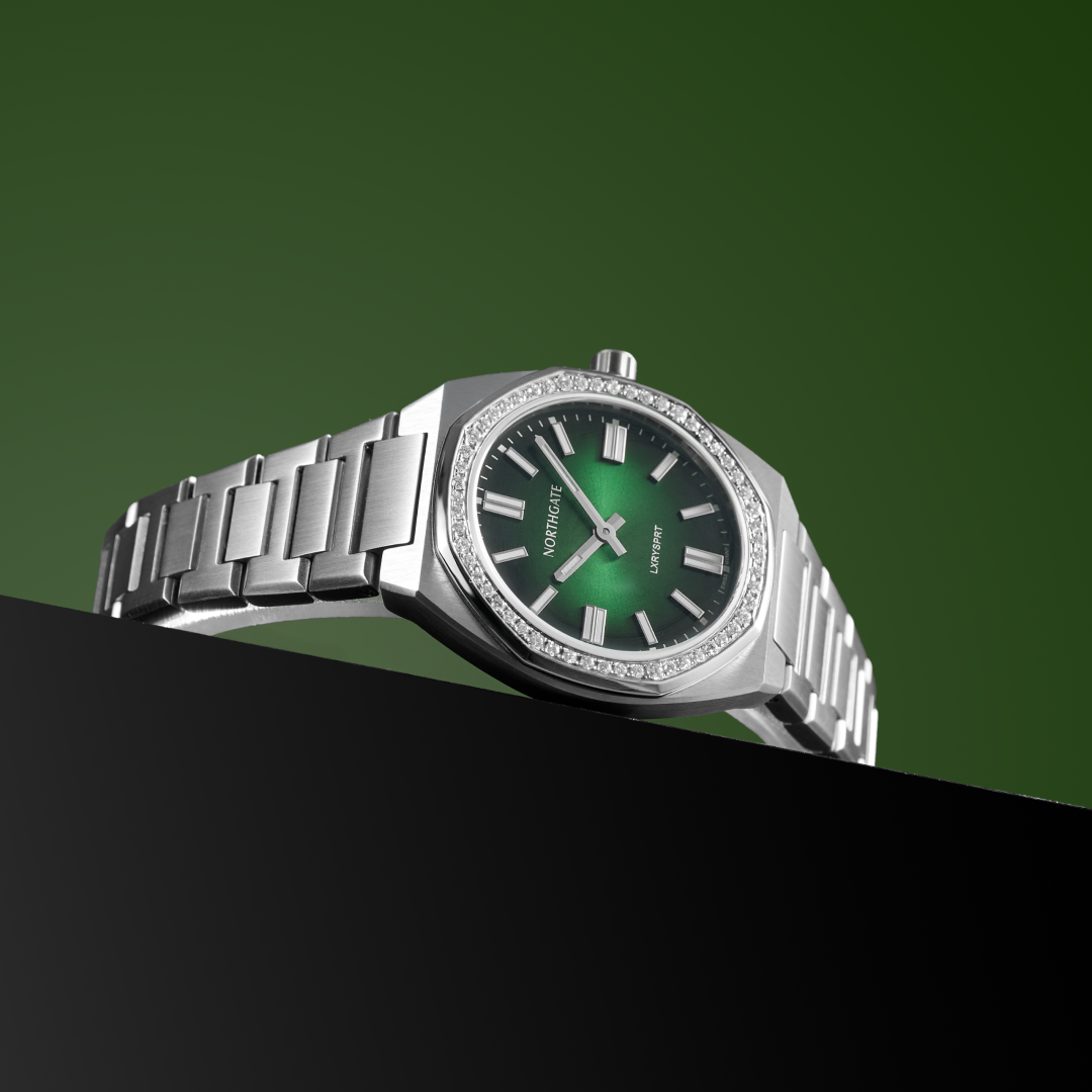 Frame-1984078369-1.png Northgate Club Emerald Green diamond silver size 34mm - Image 1