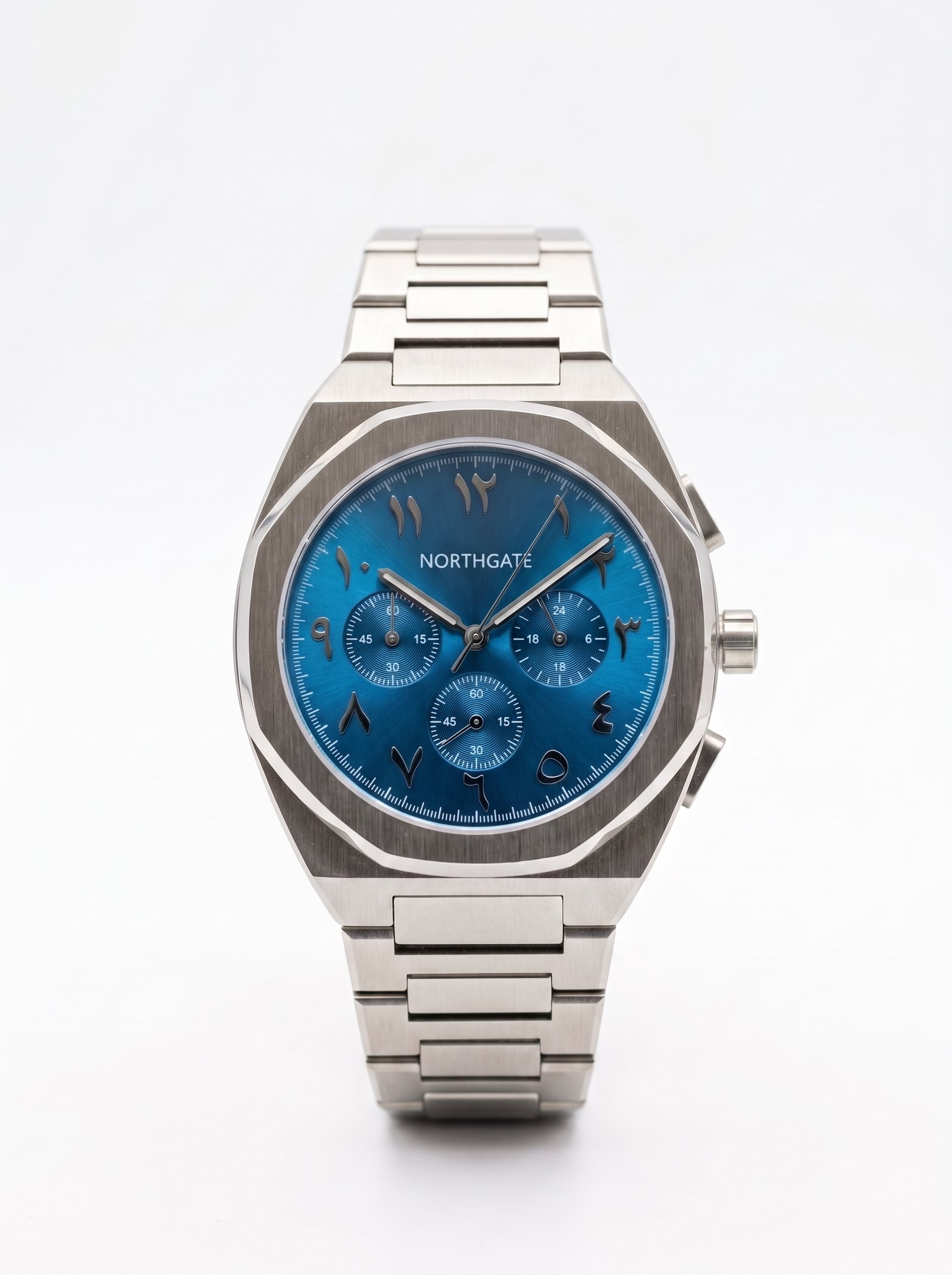 Watch_e-commerce_product_photograph_2K_202607301557 Club 40 Chronograph Pacific Blue - الصورة 1