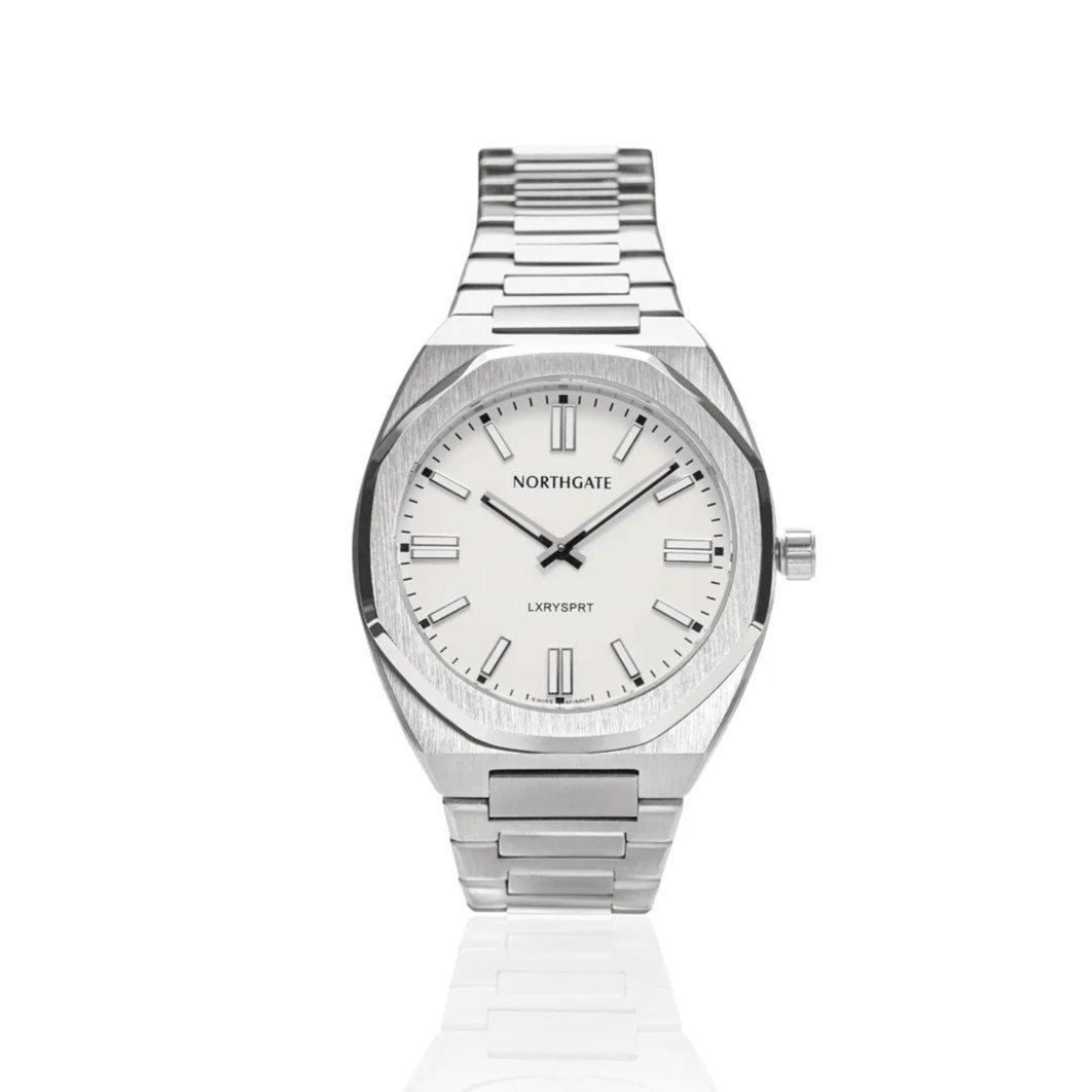 Y-Unsat-WB-1-scaled Northgate Club 40 – Silver Snow White